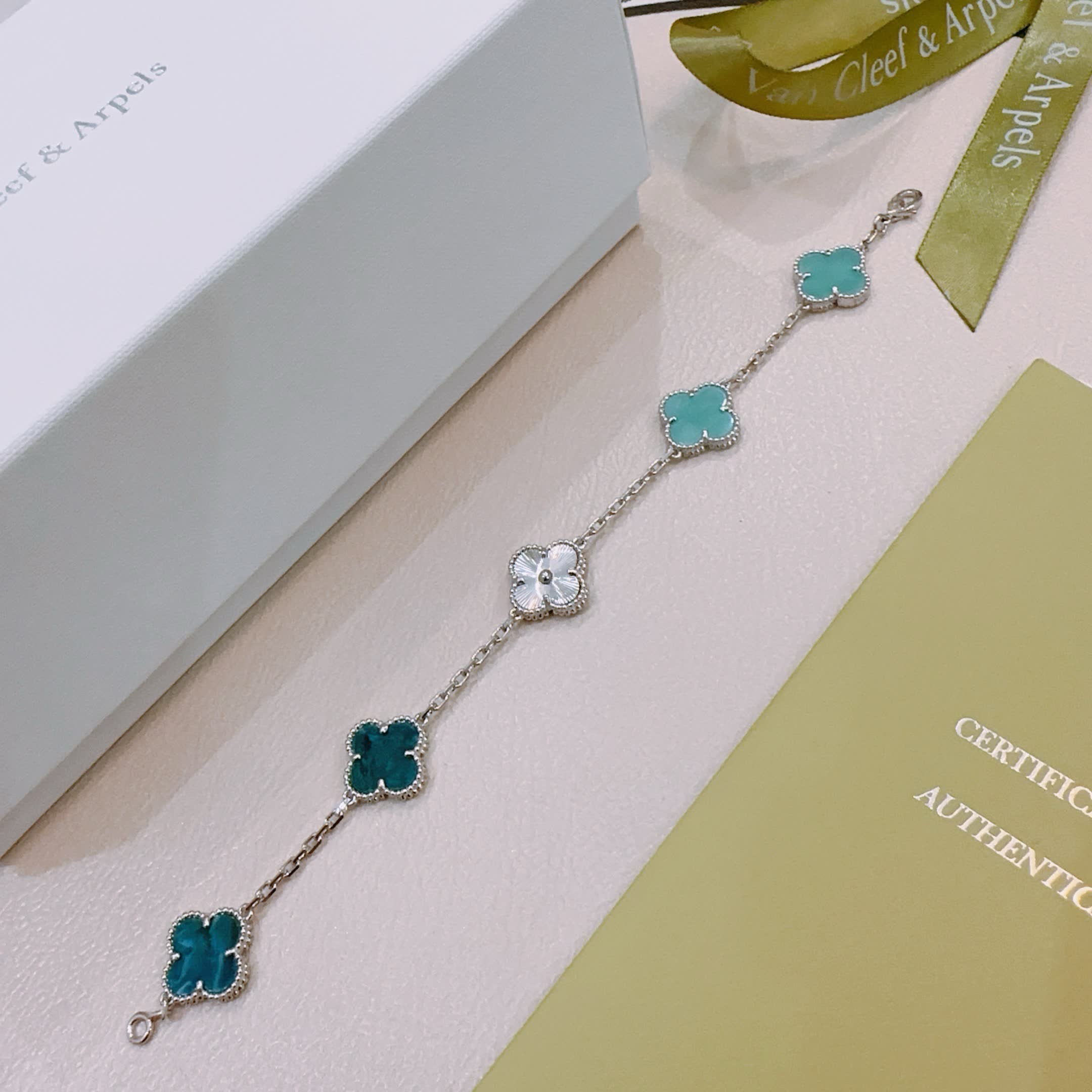 Van Cleef & Arpels Alhambra Bracelet Van Cleef & Arpels Alhambra Bracelet